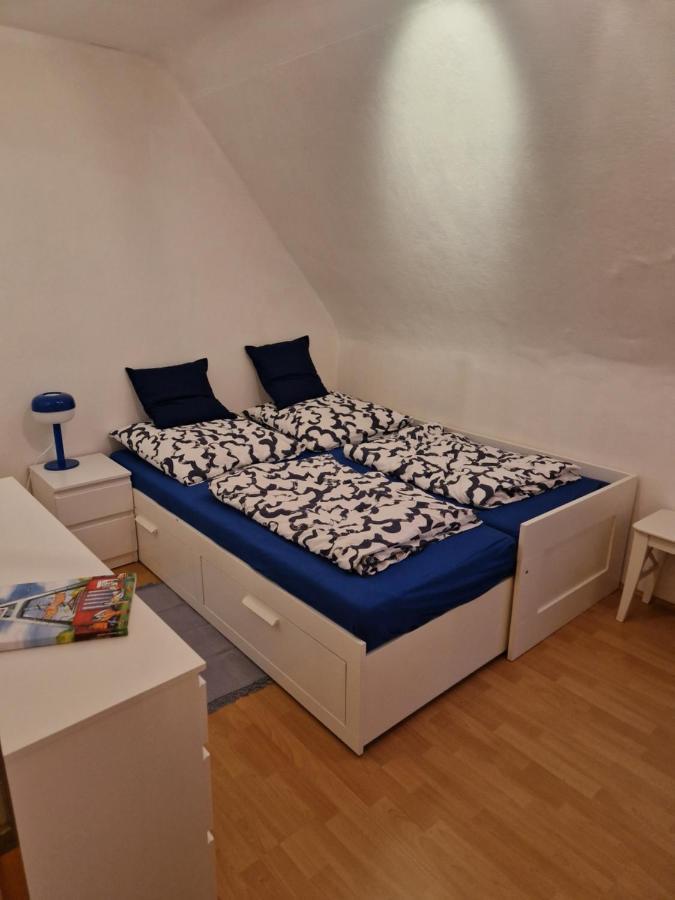 Ruhrpottbude - Private Ferienwohnung Im Herzen Des Ruhrgebiets Bochum Luaran gambar