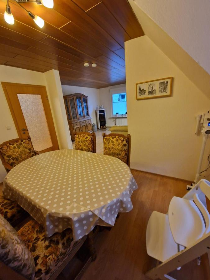 Ruhrpottbude - Private Ferienwohnung Im Herzen Des Ruhrgebiets Bochum Luaran gambar