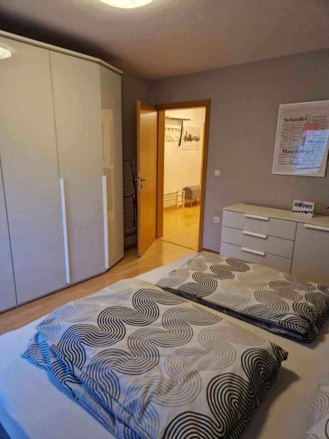 Ruhrpottbude - Private Ferienwohnung Im Herzen Des Ruhrgebiets Bochum Luaran gambar