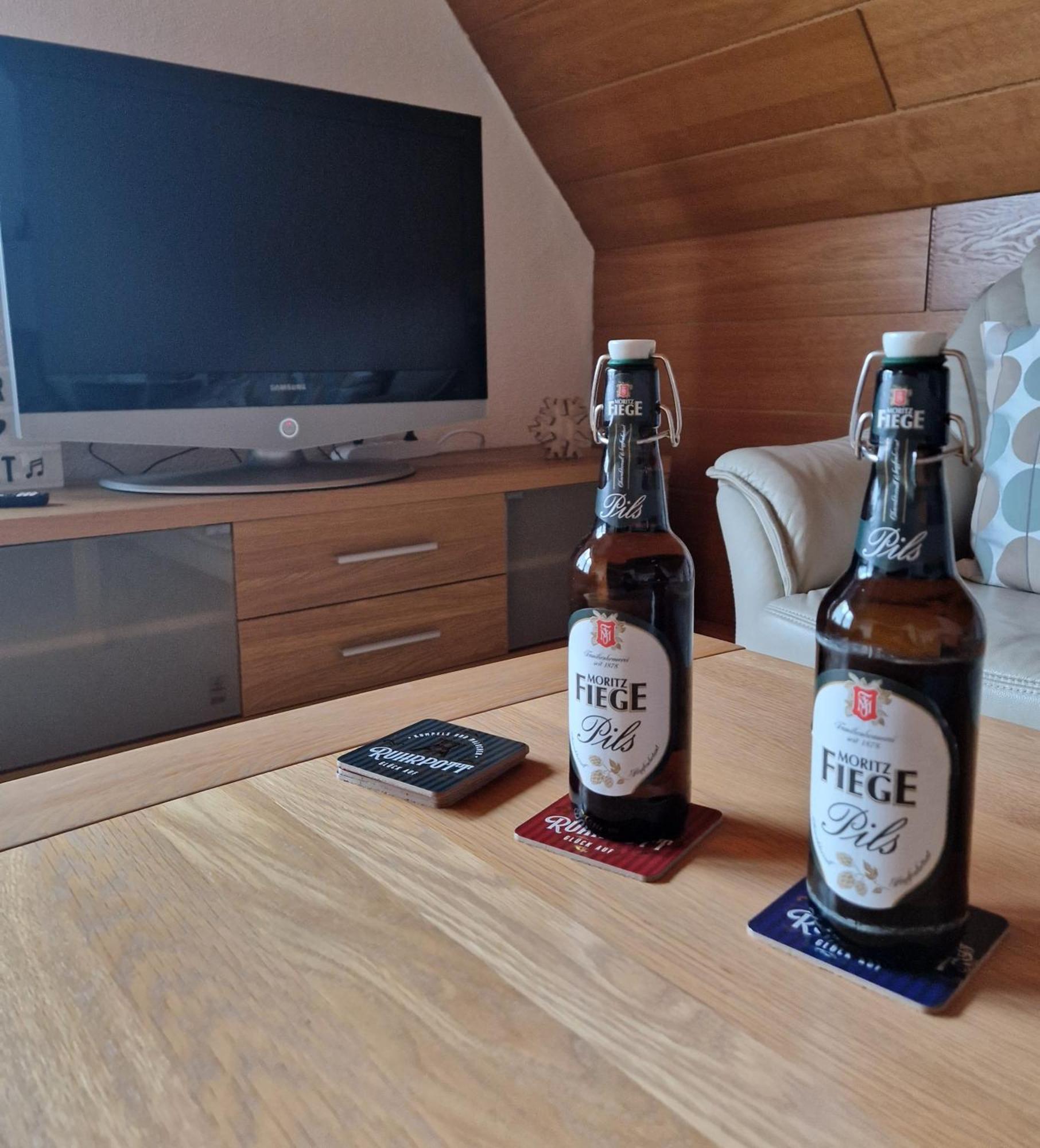 Ruhrpottbude - Private Ferienwohnung Im Herzen Des Ruhrgebiets Bochum Luaran gambar